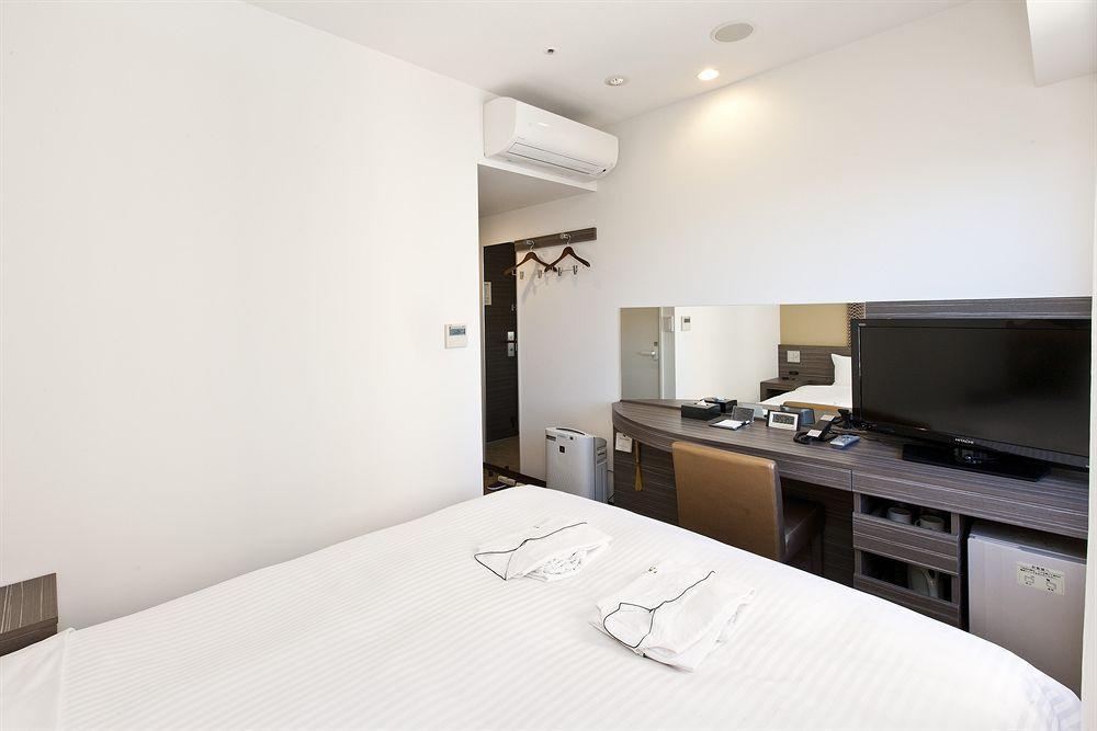 Hotel Livemax Budget Shinbashi Tokio Buitenkant foto