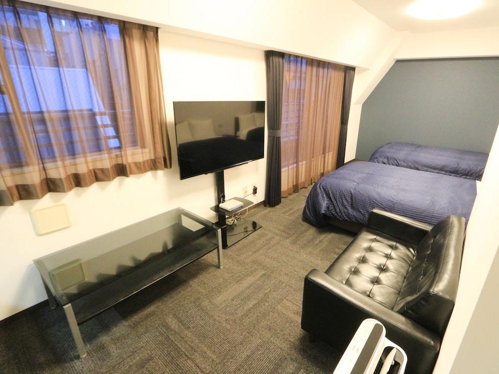 Hotel Livemax Budget Shinbashi Tokio Buitenkant foto