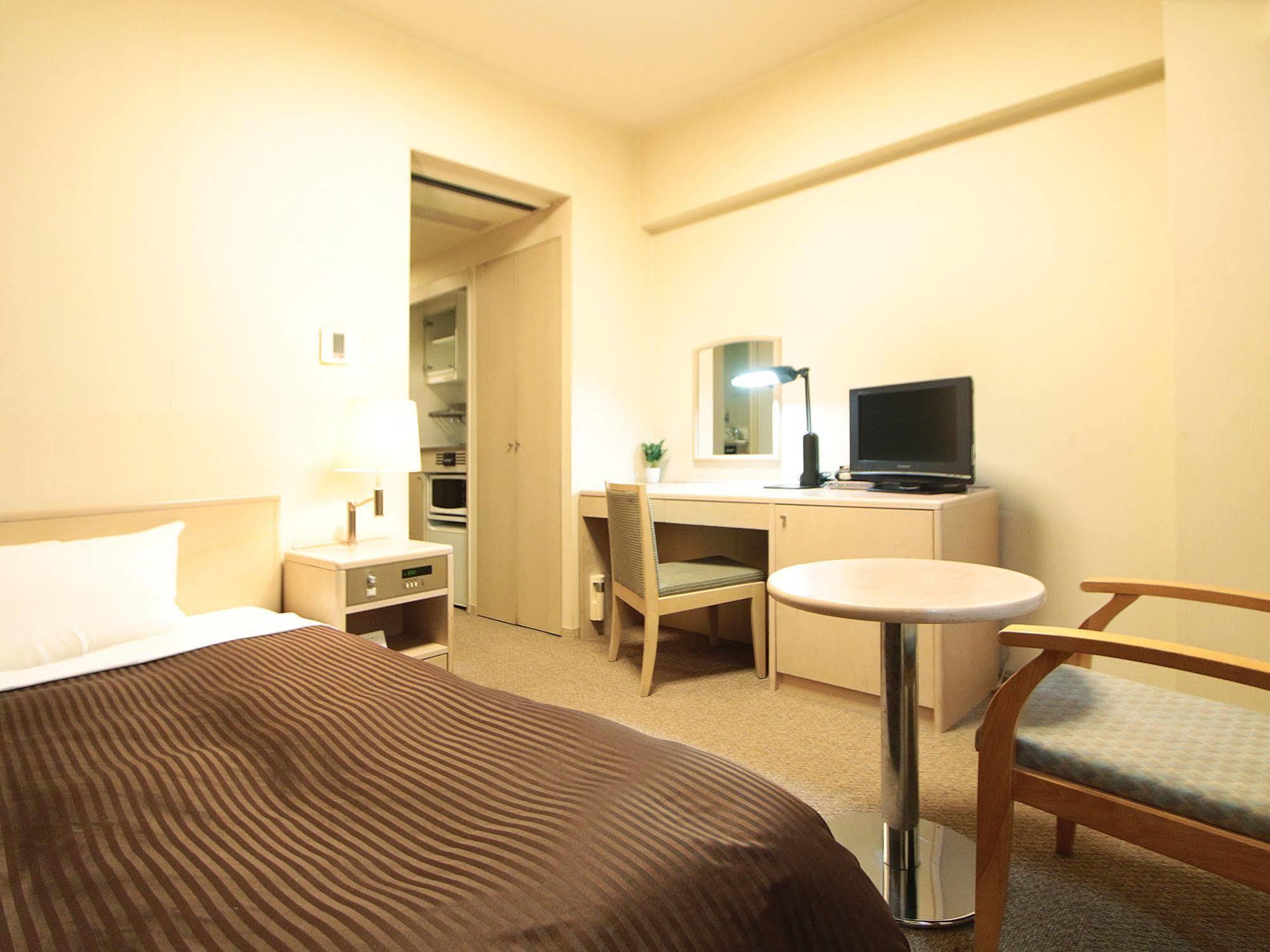 Hotel Livemax Budget Shinbashi Tokio Buitenkant foto